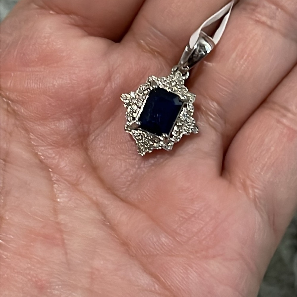 Genuine Natural Blue Sapphire With Tiny Diamonds Pendant in 925 Silver NWT - Picture 6 of 9